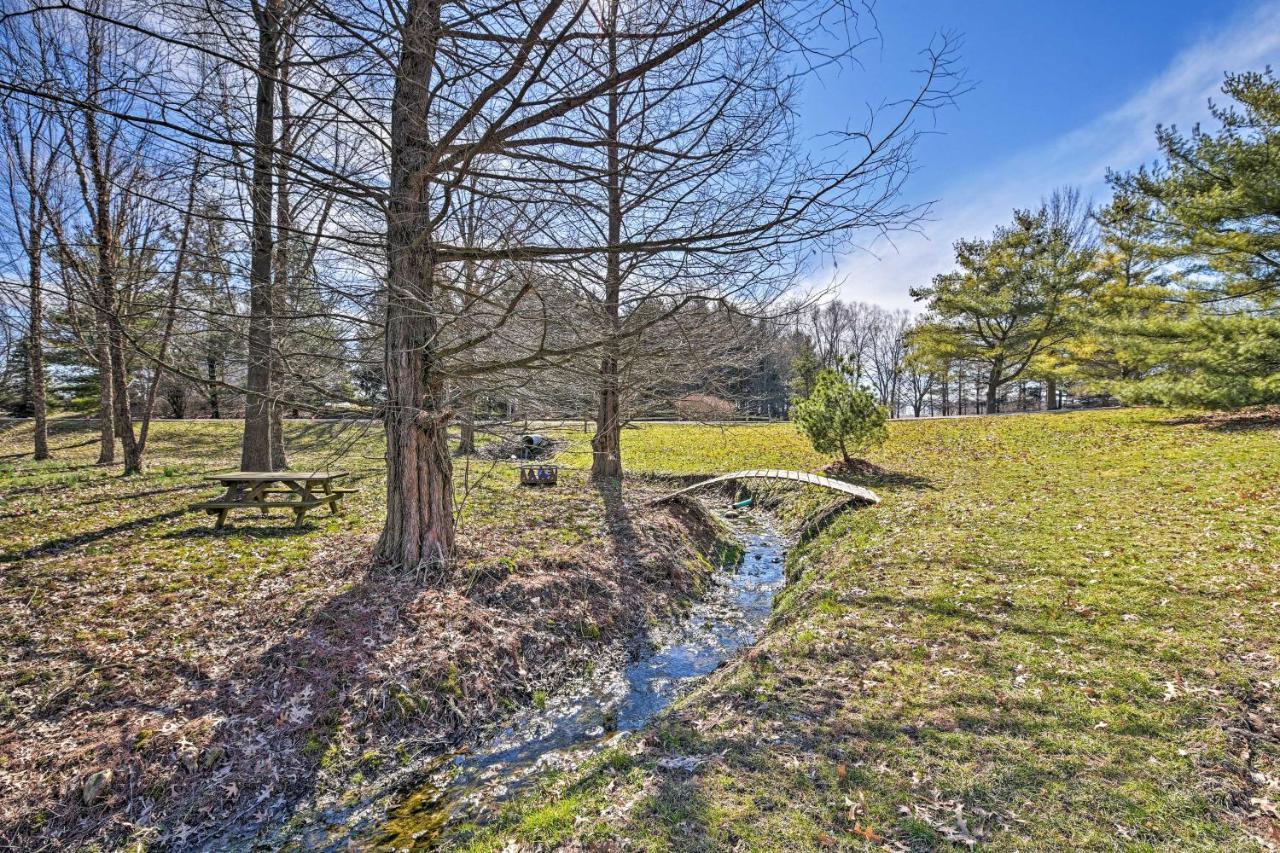 Honey House Cabin - A Quiet Countryside Retreat! Nappanee Exteriér fotografie